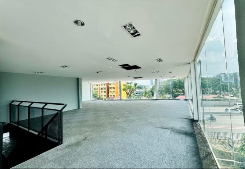 HiCom-Glenmarie Industrial Park