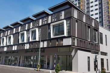 Bukit Raja Industrial Park, Klang - 2 storey shoplot for sale