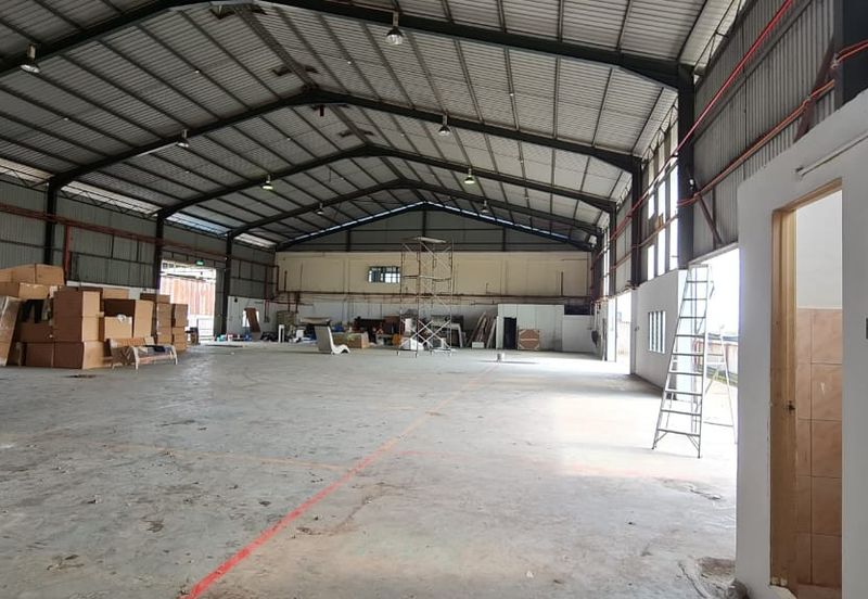 Shah Alam Seksyen U6 Kampung Baru Subang warehouse for rent