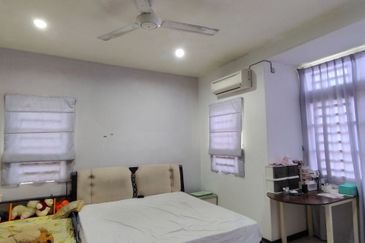 Lorong Suria Aman 10