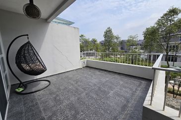 The Mews @ The Glades