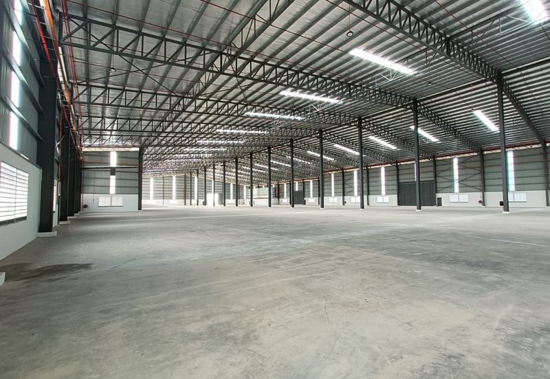 West Port, Pulau Indah