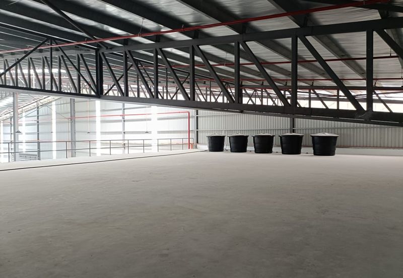 West Port, Pulau Indah