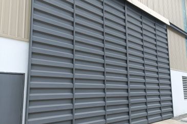 West Port, Pulau Indah