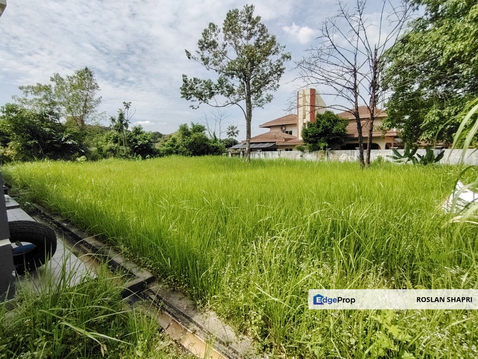 7,536 SQ FT BUNGALOW LOT AT JALAN SILAT CEKAK SHAH ALAM, Selangor, Shah Alam