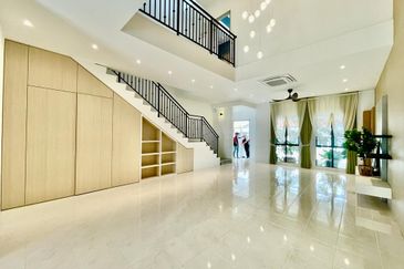 Spanish Gardens by The Water