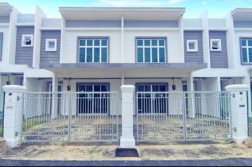 [ RUMAH BARU ] - 2 Storey HOUSE ( 22' x 70' ft ) Durian Tunggal MELAKA 2023