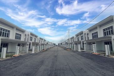 [ RUMAH BARU ] - 2 Storey HOUSE ( 22' x 70' ft ) Durian Tunggal MELAKA 2023