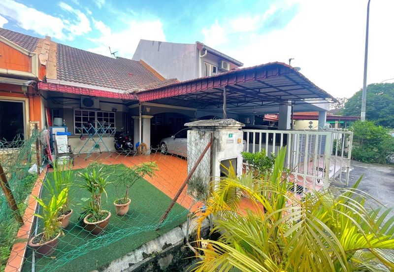 Bandar Tun Hussein Onn