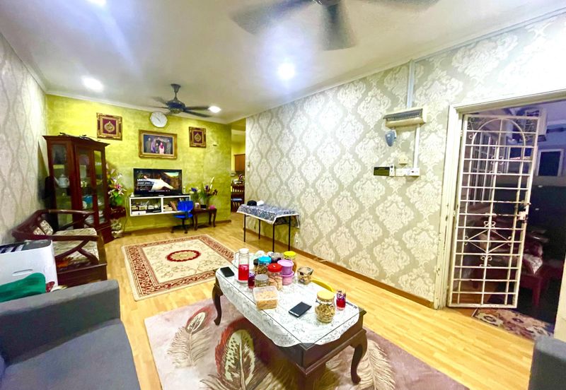 Bandar Tun Hussein Onn