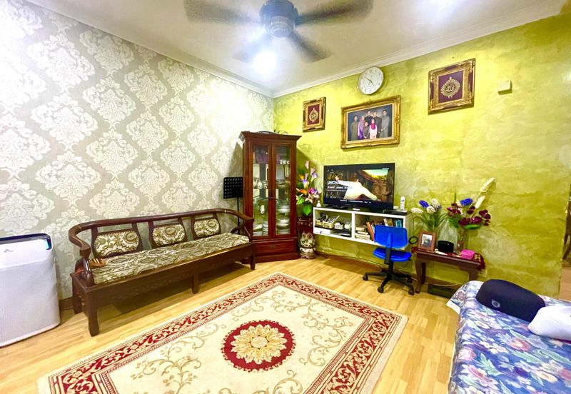 Bandar Tun Hussein Onn