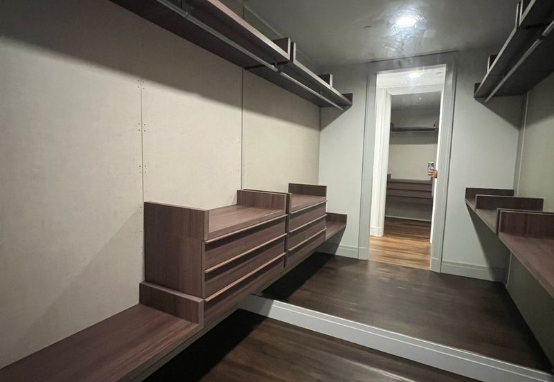 St Regis The Residences