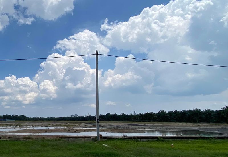 INDUSTRIAL ZONING LAND - FREEHOLD 