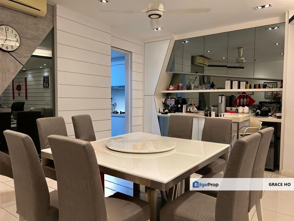 Modern renovated unit for sale and rent with full furnishing, Kuala Lumpur, Desa Parkcity