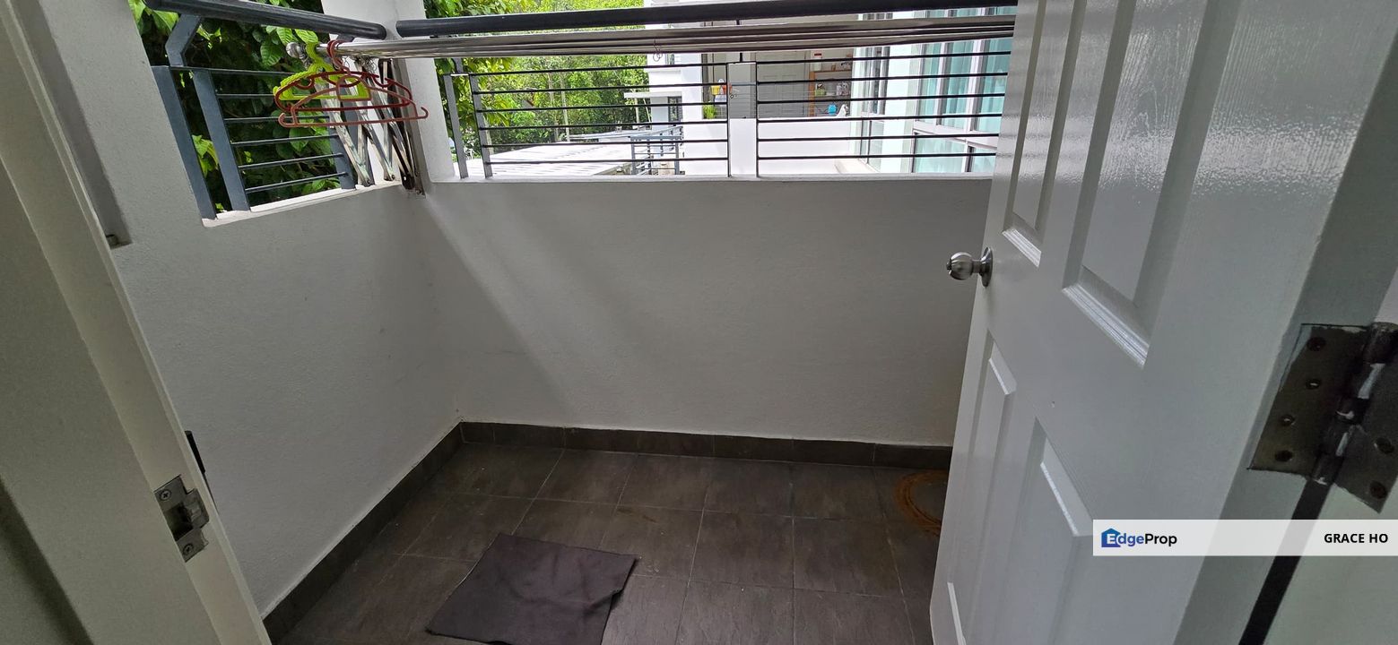 A Comfortable Home at Zenia, Desa ParkCity, Kuala Lumpur, Desa Parkcity