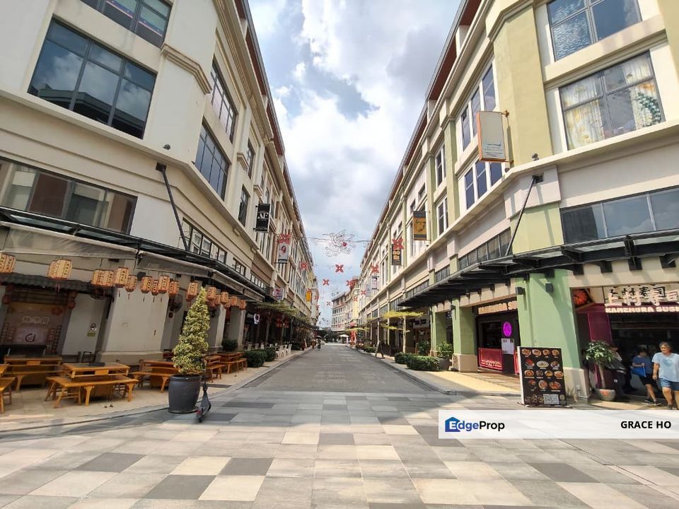 Own Today, Earn From Day One at Arkadia SOHO, Kuala Lumpur, Desa Parkcity