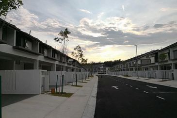 Arahsia Residences, Tropicana Aman