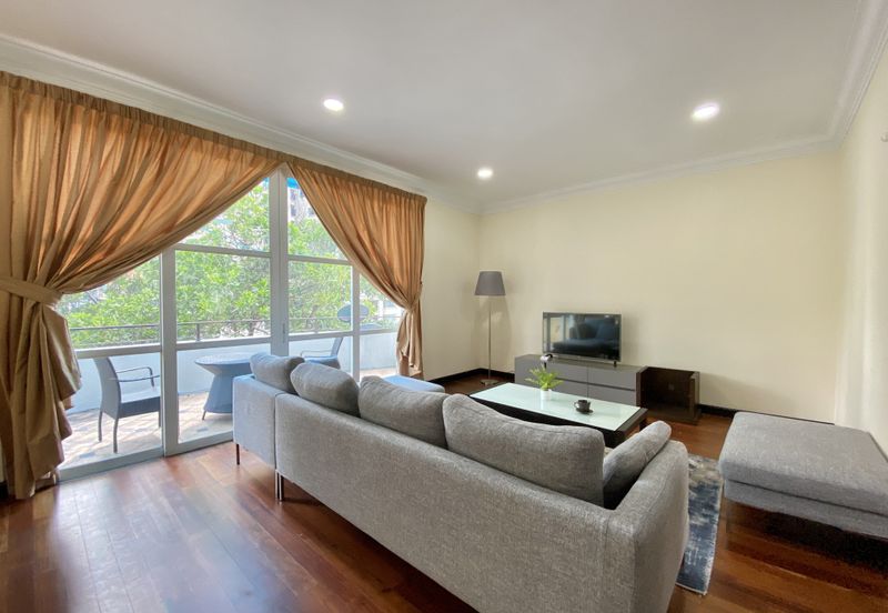 Kiara Peak (Puncak Kiara)