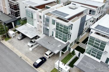 Jacaranda Garden Residence