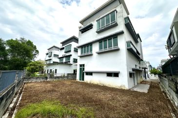 Bandar Country Homes