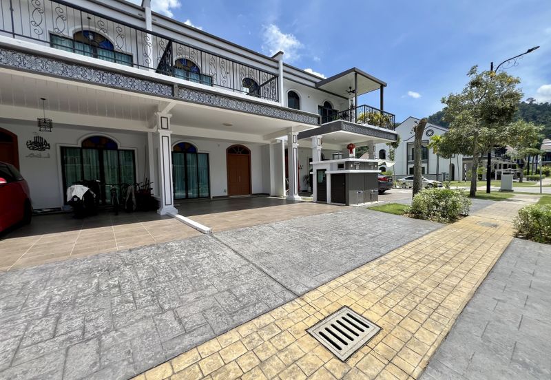 Peranakan Straits, Setia Eco Templer