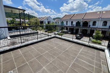 Peranakan Straits, Setia Eco Templer