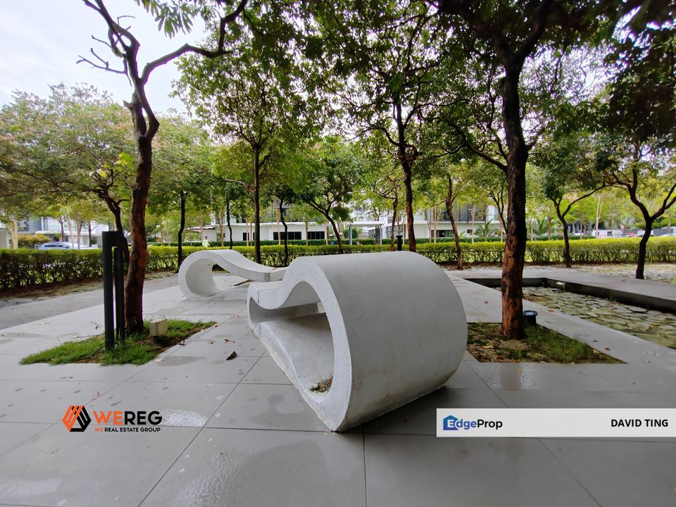 One of The Largest Extra Land unit in The Grove Lake and Garden View Lake fields Lakefields Sungai Besi Kuala Lumpur for Sale, Kuala Lumpur, Sungai Besi