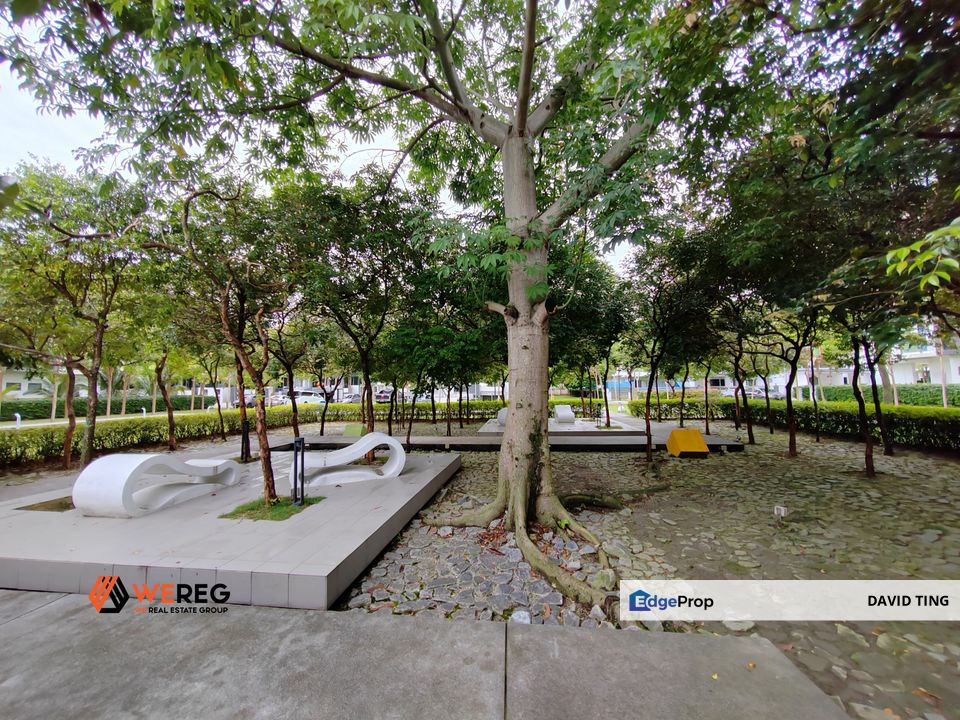 One of The Largest Extra Land unit in The Grove Lake and Garden View Lake fields Lakefields Sungai Besi Kuala Lumpur for Sale, Kuala Lumpur, Sungai Besi