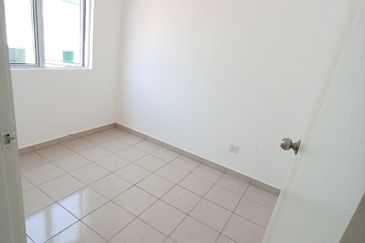 [ MURAH MANTIN RUMAH ] Single Storey Teres 1 tingkat Nilai, Beranang