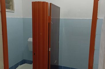 [ Sell Cheap, Good Investment Rental up to RM800-RM950 ] Pangsapuri Enggang with lift, Bandar Kinrara, Bukit Jalil near Pavillion, Taman Puncak Jalil