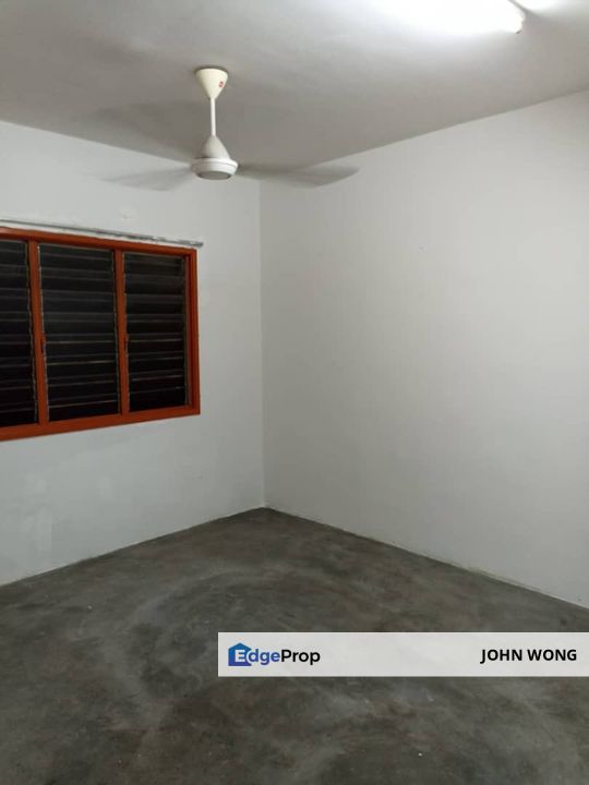 [ Sell Cheap, Good Investment Rental up to RM800-RM950 ] Pangsapuri Enggang with lift, Bandar Kinrara, Bukit Jalil near Pavillion, Taman Puncak Jalil, Selangor, Puchong