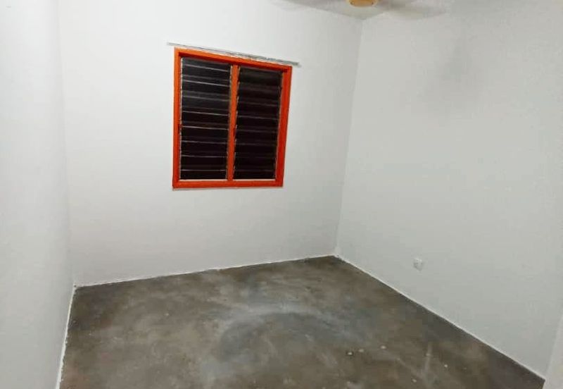 [ Sell Cheap, Good Investment Rental up to RM800-RM950 ] Pangsapuri Enggang with lift, Bandar Kinrara, Bukit Jalil near Pavillion, Taman Puncak Jalil