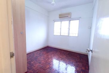 [ Partly Furnished, Pangsapuri Belimbing Heights ] Murah, Cheapest Apartment near The Mine Shopping, Balakong, Seri Kembangan, Serdang, Selangor 