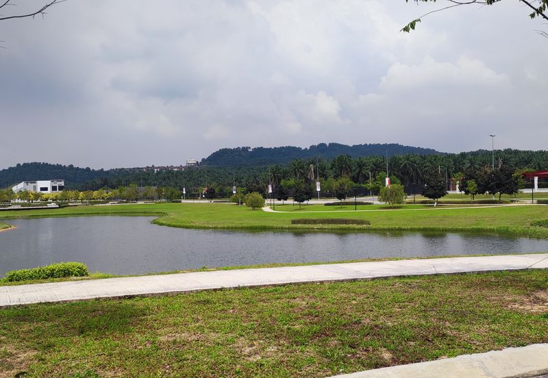 Semi-D Factory Warehouse 24 Hours Security Guarded Bandar Puncak Alam Kuala Selangor