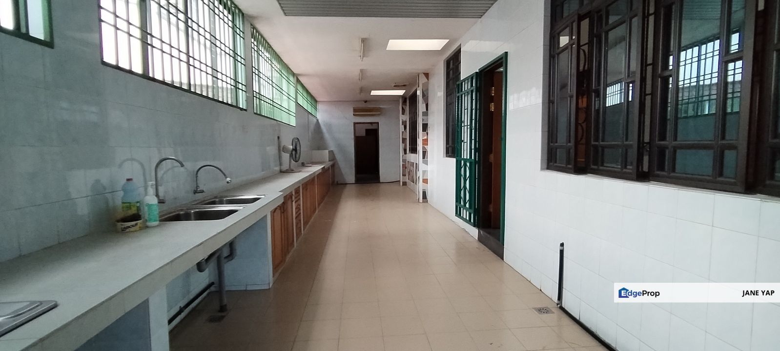 Freehold 2 Storey Corner Bungalow House Taman Sentosa Perdana Klang Selangor, Selangor, Klang