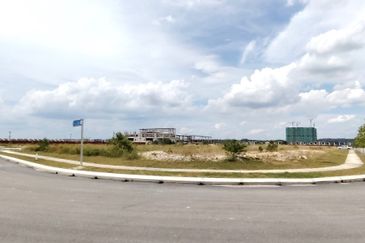 Selangor Puncak Alam Industrial Land For Sale 雪兰莪 Puncak Alam 中型工业地出售