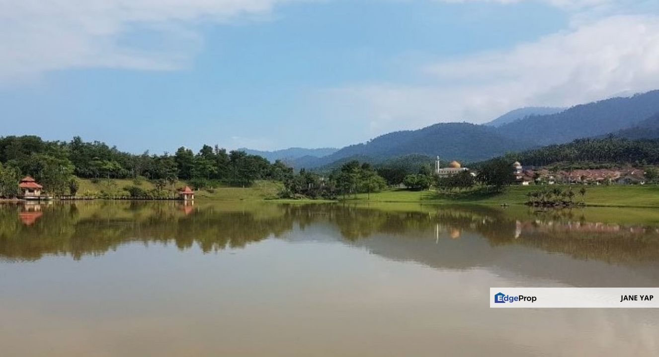 Lake View Freehold Bungalow Land For Sale, Perak, Tanjung Malim