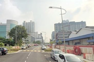 Section 13 (Seksyen 13)