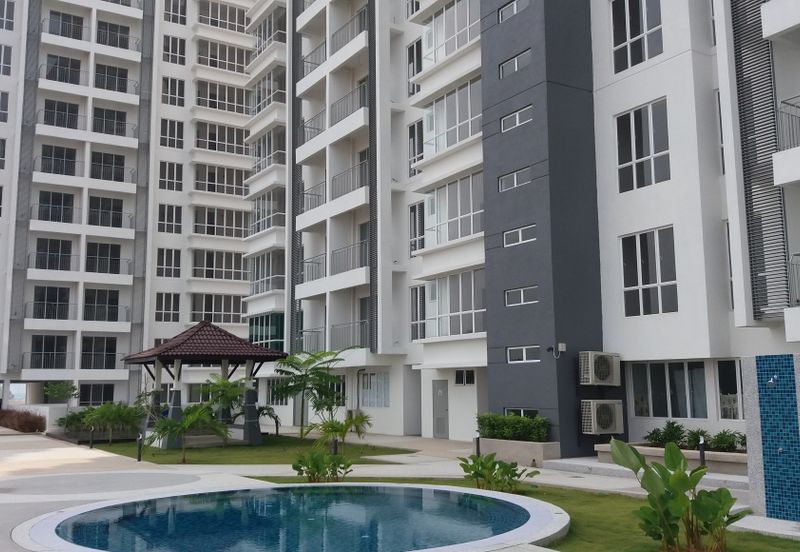 7 Tree Seven Residence