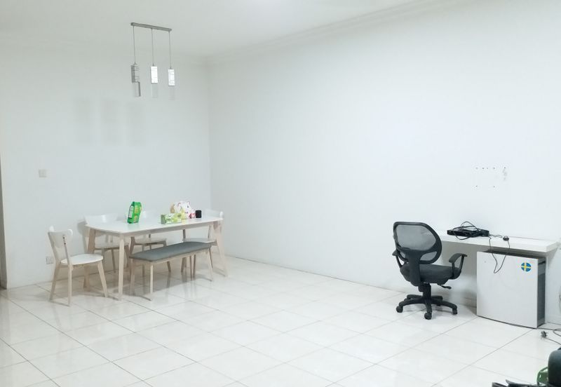 Opposite No house, Easy Parking, 24x75sf, Basic unit, Unfurnished