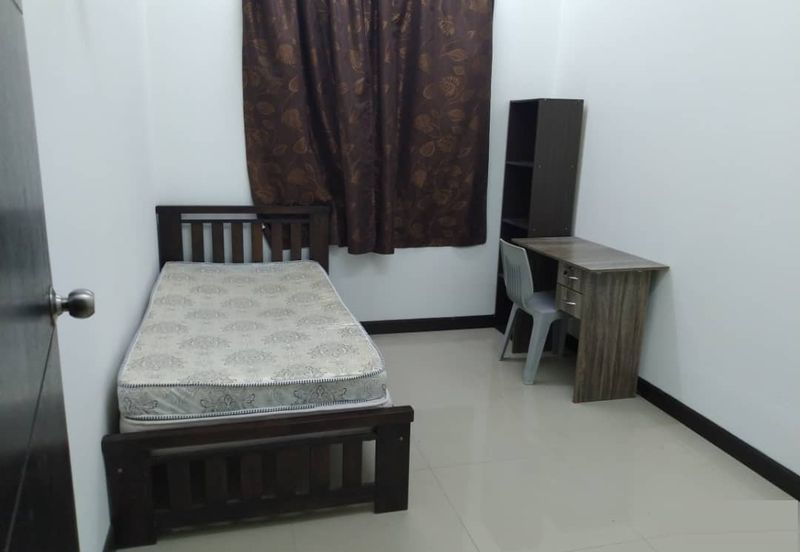 Opposite No house, Easy Parking, 24x75sf, Basic unit, Unfurnished