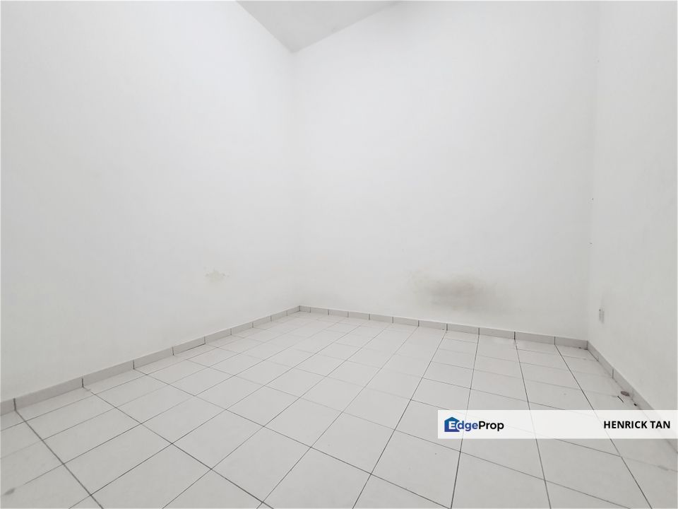Single Storey Cluster link House, Gated and Guarded, Selangor, Puchong