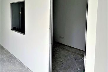 Kristal Klang Commercial Centre