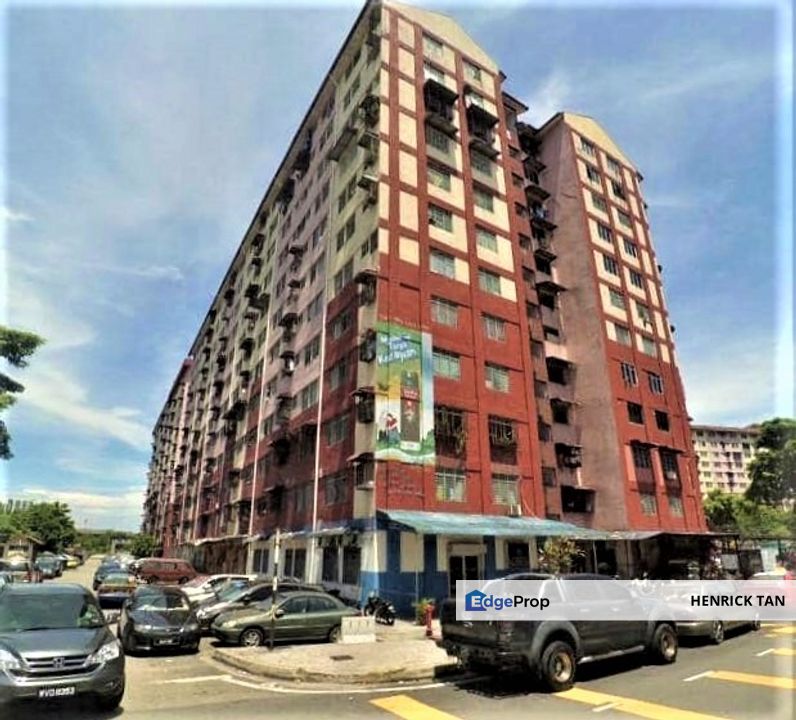 Non Bumi lot, With strata title, 6 min to Sunway Pyramid, KTM Station, Selangor, Petaling Jaya