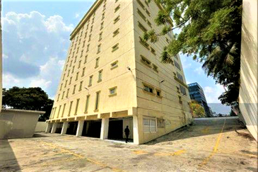 Wisma 11 storey, Opposite USJ Taipan Business Centre, Freehold, commercial title