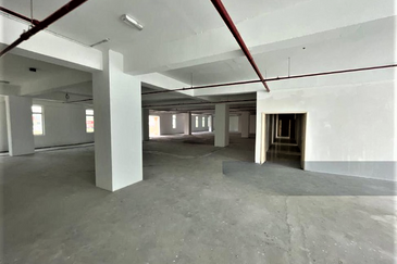 Wisma 11 storey, Opposite USJ Taipan Business Centre, Freehold, commercial title