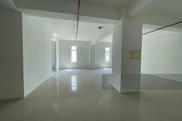 Wisma 11 storey, Opposite USJ Taipan Business Centre, Freehold, commercial title