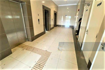 Taipan Business Centre, USJ 10