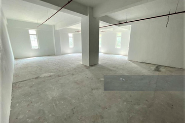 Taipan Business Centre, USJ 10