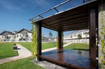 Perennia, Bandar Rimbayu, Land Size 22x80, Build 2260sqft, Gated Guarded, Next to CLUB HOUSE